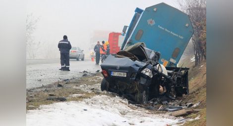 Черен понеделник край Велико Търново - две тежки катастрофи с две жертви