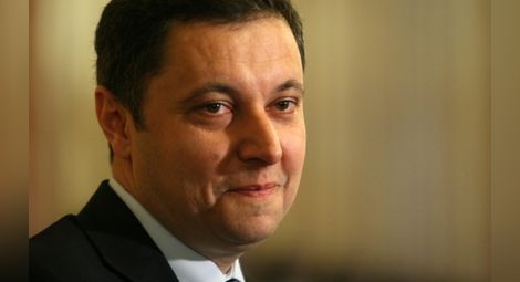 Яне Янев: Купуват депутатите като говеда