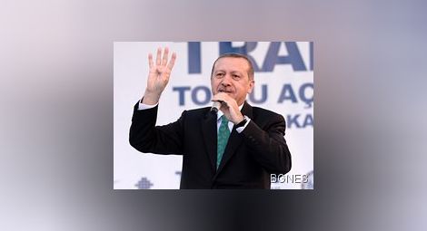 Турски вестник съди за измяна Ердоган
