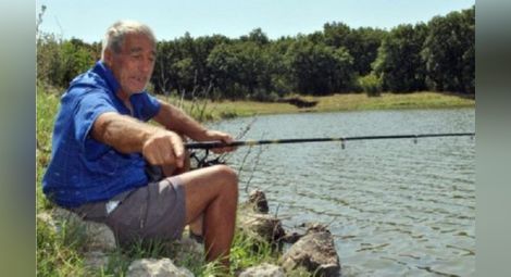 Ветеран рибар: Вали уранов дъжд, рибата умира, нивите почерняват