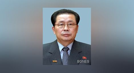 Ким Чен Ун екзекутира чичо си за държавна измяна /галерия/
