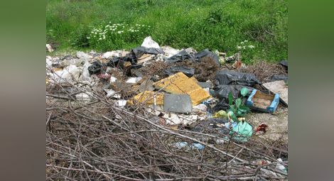 Заради цигански боклуци кметът  на Борово отнася лична глоба