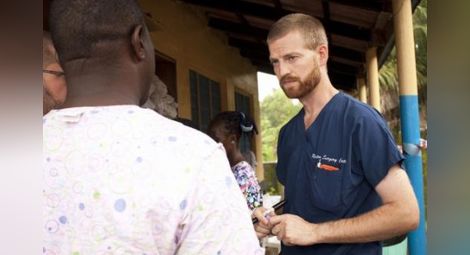 Заразеният с ебола американски лекар е излекуван напълно