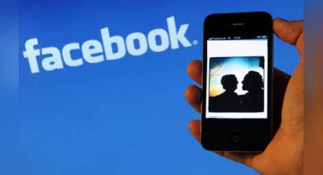 Колко от нас следят бившите си във "Фейсбук"?
