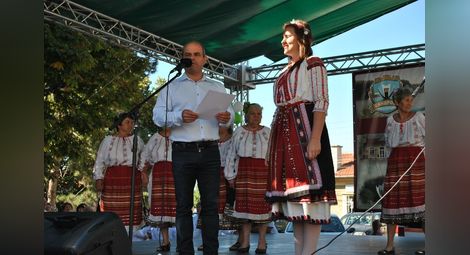 600 самодейци пяха и танцуваха в Сандрово