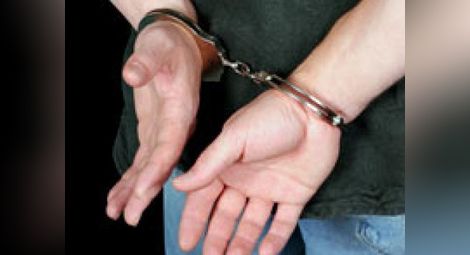 Две момчета заловени за 4 часа след кражба в болницата в Бяла