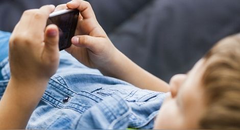 Само 3% от децата използват мобилния за разговори