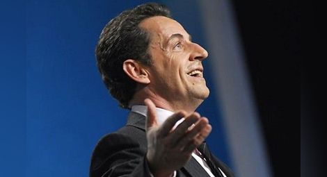 Саркози обяви: Връщам се в политиката