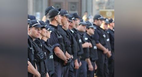 680 полицая пазят около стадиона за мача с „Реал”