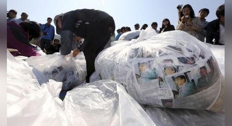 Балони с листовки срещу Ким Чен-ун подпалили престрелката между двете Кореи