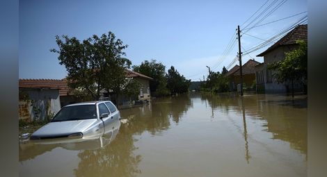 ЕК отпуска 10,5 млн евро на България за наводненията