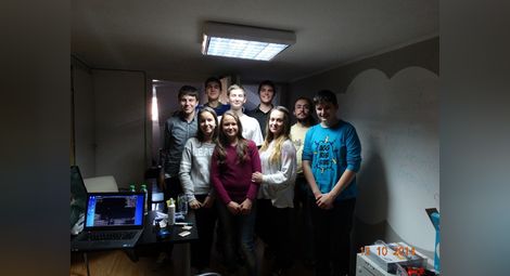 Уроци по нанотехнологии и роботика впечатлиха ученици от Европейското