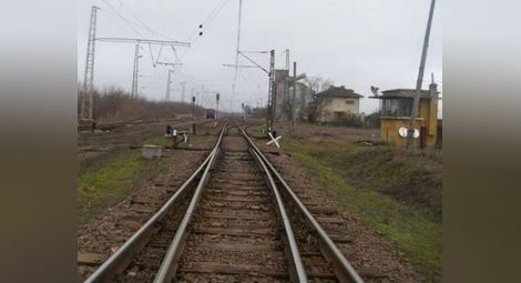 Нов гаф в БДЖ! Машинист предотврати катастрофа на влака от Бургас за Зимница