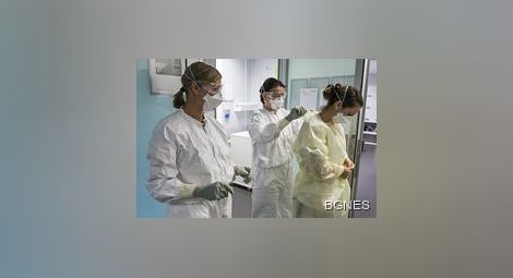 ЕК отпуска 24,4 млн. долара за намиране на ваксина за Ебола