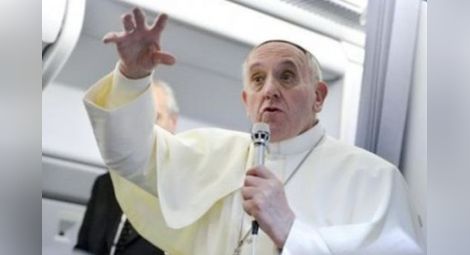 Папата сензационно призна еволюцията и Големия взрив