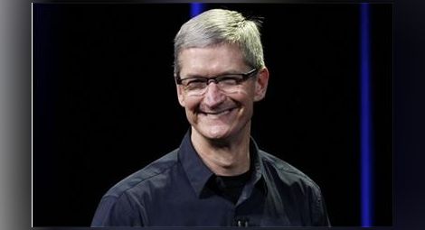 Шефът на Apple: Гей съм, това е сред най-хубавите дарове