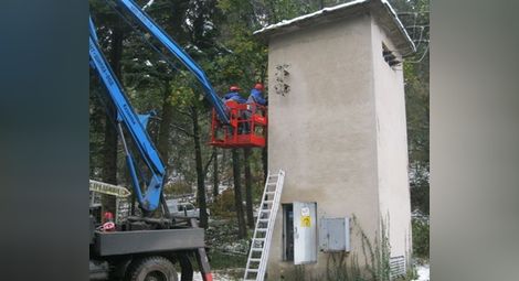 Усукани изолирани проводници укрепват електропреносната мрежа в „Беленска гора“
