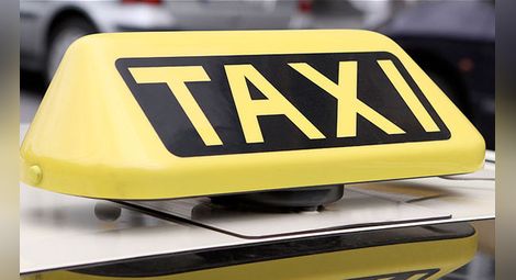Нелегално такси тръгнало  да вози клиенти до Франция