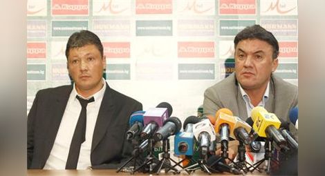 Боби Михайлов: Не си говорете през медиите, гледайте се в очите