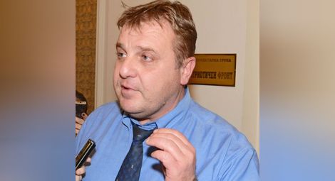 Красимир Каракачанов: Вече нямаме колебания дали да оттеглим подкрепата за кабинета