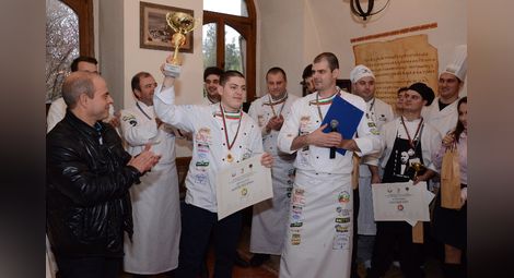 Младият Александър Енчев спечели кулинарна купа Русе 2014