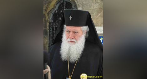 Митрополит Неофит: Да изберем достойния патриарх