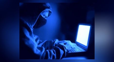 33-годишен хакер следял чужди банкови сметки
