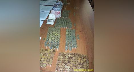 20 кг монети бяха дарени за довършването на храм в Русе