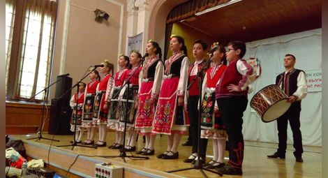 Хорът на „Зорница“ стана първи  на национален конкурс в Шумен