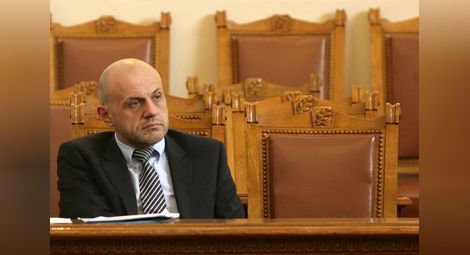 Дончев: 2014 г. е нулева, но 2015 г. няма да е такава