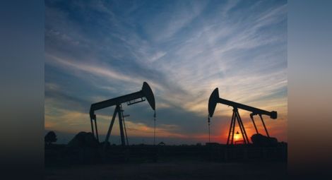 Цената на петрола падна под $ 50 за барел