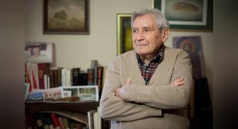 90-годишен сръбски психиатър-богослов връща на миряните трима техни светии