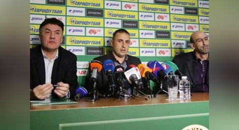 Ето ги националите за първия мач на Петев