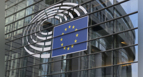 Европарламентът засили мерките за защита на авторското право