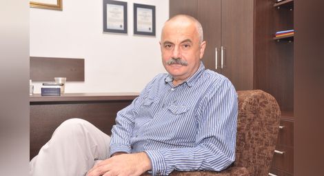 Сменят д-р Владин Петров като директор на болницата