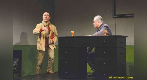 Русе аплодира първата българска премиера на японски драматург