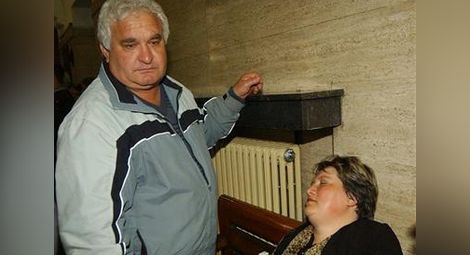 Погребват Стоимен Белнейски до гроба на убитите му дъщери Росица и Христина