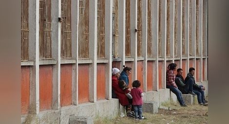 Държавата финансира нов бежански арест в Русе