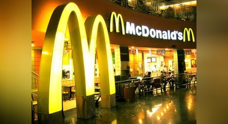 „Макдоналдс“ търси 600 служители със заплащане 8.51 евро на час