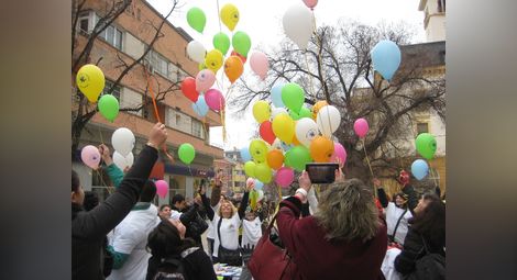 Хора с редки заболявания пускат 12 балона в събота