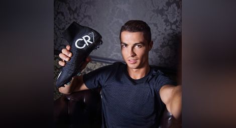 Кристиано Роналдо пусна своя колекция обувки
