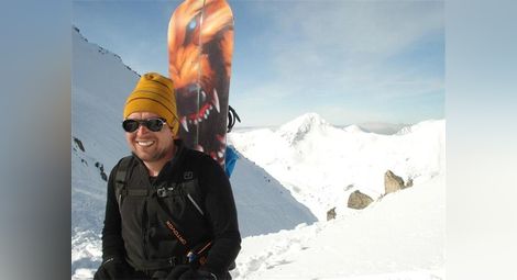 Камен Чипев, един от затрупаните сноубордисти, бил високопоставен европейски чиновник