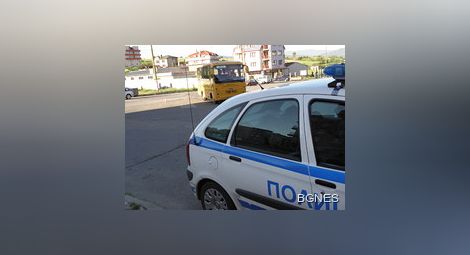 Шофьор на училищен автобус с 0.7 промила алкохол блъсна автомобил с деца