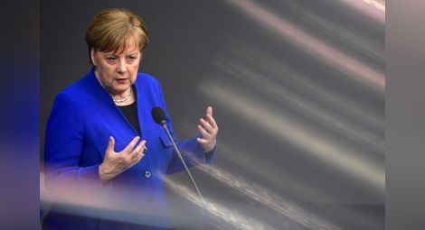 Меркел ще подкрепи искането на Мей за удължаване на Брекзит
