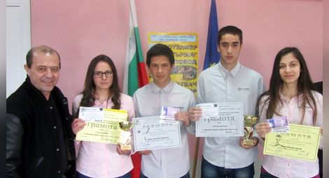 Трима ученици от Гимназията по туризъм се класираха за национално състезание