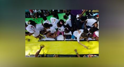 Панама влиза в Гинес с рекорден стенопис