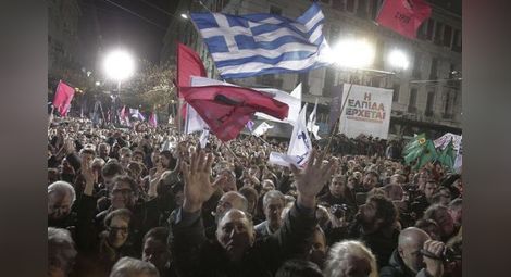 Гръцки Великден: Транш за МВФ и празнични бонуси за гърците
