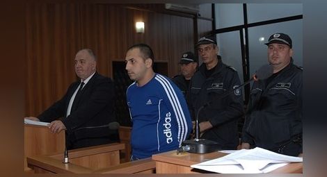 Задържаните от "ало"-мафията в Горна Оряховица остават в ареста