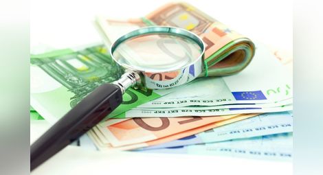 ОББ и Банка ДСК в неравна съдебна битка с офшорката-мним кредитор на &bdquo;Бросс Холдинг&ldquo; АД 