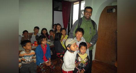 Кхем Шивакоти от Непал:  Молете се на Бог да спаси хората!